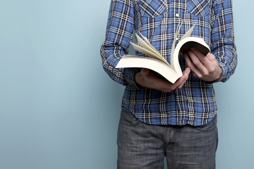 5 Essential Books for Customer Service Leaders